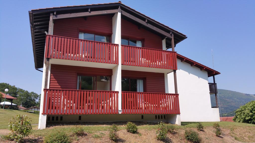 Vvf Pays Basque Saint-Etienne-De-Baigorry Hotel Bagian luar foto