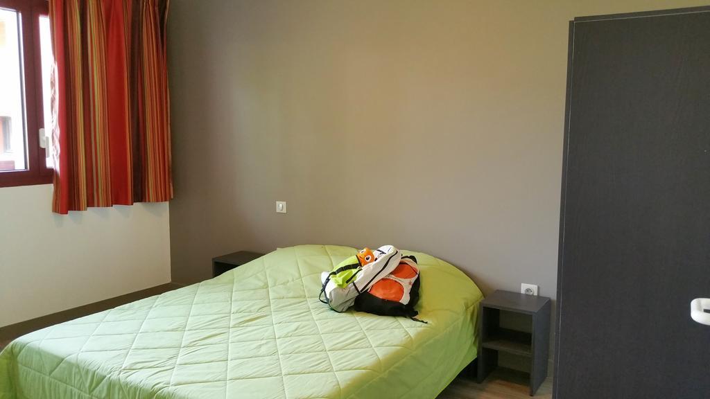 Vvf Pays Basque Saint-Etienne-De-Baigorry Hotel Ruang foto